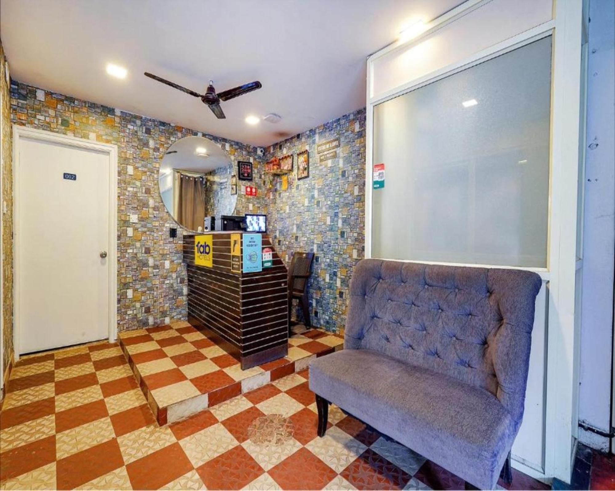 Fabexpress Kings Suites I Bangalore Exterior photo